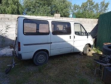 250: Легкий грузовик, Ford, Стандарт, 3 т, Б/у — 1