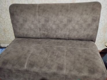 Dolablar: Mini-divan, İşlənmiş, Açılmayan, Bazasız, Çatdırılma yoxdur