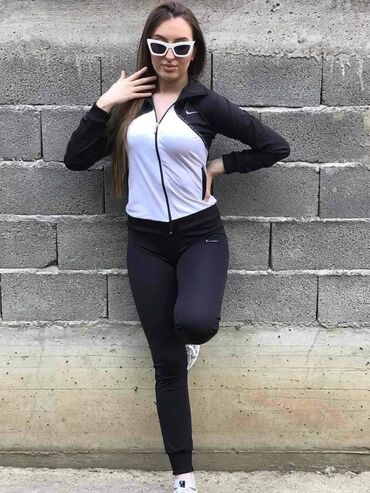 Gornji i donji deo: Nove ženske komplet trenerke M,L,XL,XXL veličine za samo 3500 din — 9