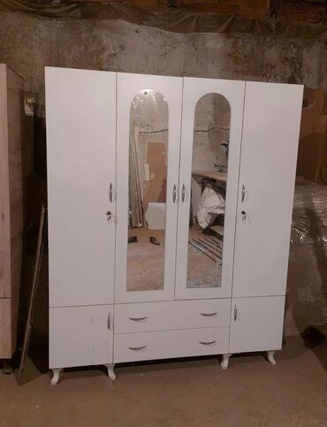 Dolablar: Yeni, 4 qapılı Düz dolab, Dolab-asılqan — 3