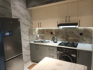 Uzunmüddətli kirayə mənzillər: Sumqayıt, Levent 2 yaşayış kompleksində 15 mərtəbəli binanın 8-ci — 19