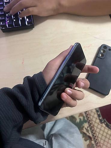 Мобильные телефоны и аксессуары: Samsung Galaxy S22, Б/у, 128 ГБ, цвет - Зеленый, 1 SIM — 4