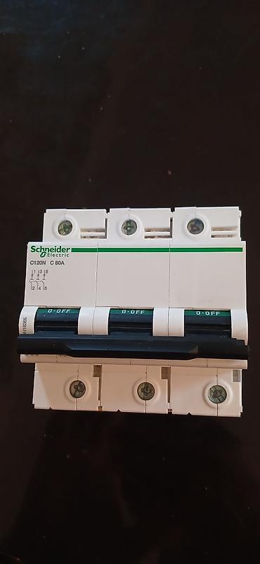 dini saat: Schneider Electric Elektrik avtomat, 3 faza — 1