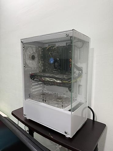 monitor asus: 3 ayın kompyuteridi çox işlənmiyib səliqəli vəzyətdədi . 16 Ram 2 — 2