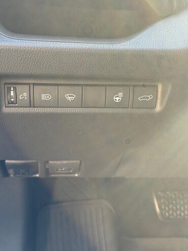 Toyota: Toyota RAV4: 2020 г., 2.5 л, Автомат, Бензин, Внедорожник — 6