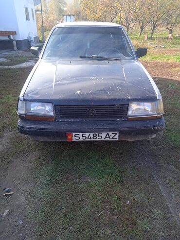 Toyota: Toyota Carina: 1987 г., 1.5 л, Механика, Бензин, Хэтчбэк