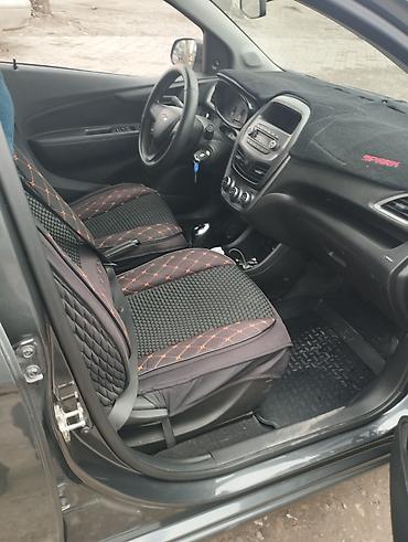 Chevrolet: Chevrolet Spark: 2019 г., 1 л, Автомат, Бензин, Хэтчбэк — 3