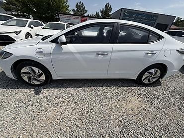 byd e6: Hyundai Elantra: 2020 г., 1.6 л, Автомат, Гибрид, Седан — 2