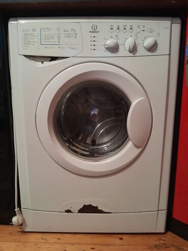 Soyuducular: Paltaryuyan maşın Indesit, 5 kq, İşlənmiş lalafo.az -da Soyuducular: Paltaryuyan maşın Indesit, 5 kq, İşlənmiş