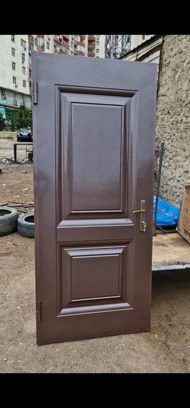 Giriş qapıları: Yeni Giriş qapısı Zəmanətli, Ödənişli quraşdırma, Ödənişli çatdırılma — 9