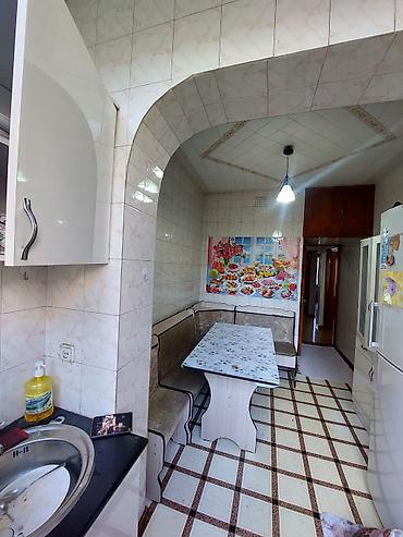 3 микр: 3 комнаты, 70 м², ул. Московская / Ибраимова 106 серия, 3 этаж, Косметический ремонт — 9