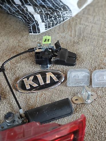 key maker: Крышка багажника Kia, Б/у, Оригинал — 2