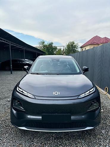 hongqi ehs9: Changan Qiyuan Q05: 2026 г., Электромобиль, Кроссовер — 2