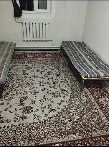 Продажа коттеджей и домов: Продаётся жилой дом с ограждённым двором. - Кирпичный/блочный участок — 5