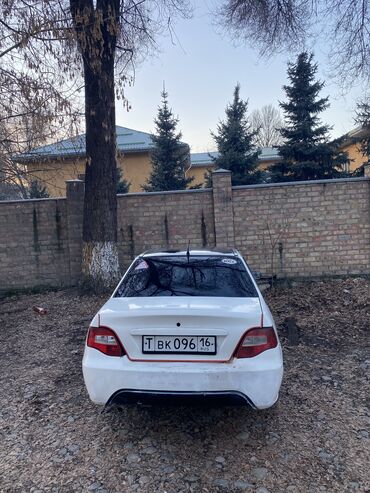 продам нексию: Daewoo Nexia: 2011 г., 1.5 л, Механика, Бензин, Седан