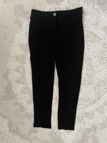 bure pantalone: M (EU 38), L (EU 40), Visok struk, Drugi kroj pantalona