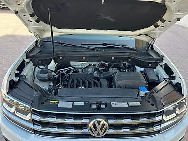 Volkswagen: Volkswagen : 2018 г., 3.6 л, Кроссовер — 17