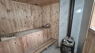 дома с большим участком: 220 м², 6 комнат и более — 6
