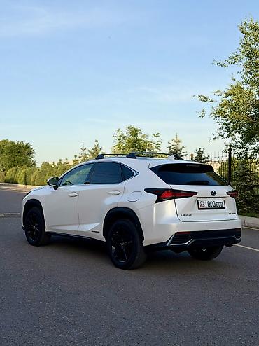 Lexus: Lexus NX: 2021 г., 2.5 л, Автомат, Гибрид, Внедорожник — 2