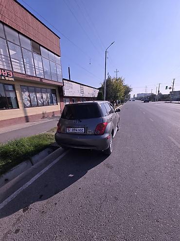 таета марк 2: Toyota Ist: 2004 г., 1.5 л, Автомат, Бензин, Хэтчбэк — 2