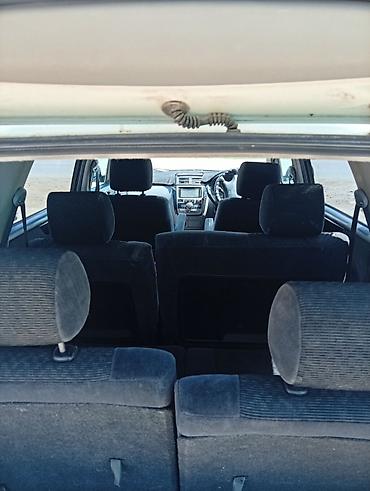 d4d мотор: Toyota Ipsum: 2002 г., 2.4 л, Автомат, Бензин, Минивэн — 2
