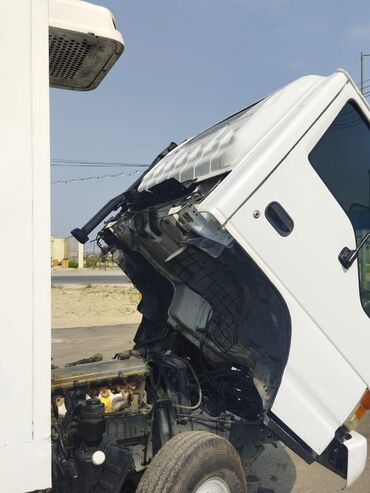 Yük maşınları: Isuzu 66, 2004 il, motor 3.9 l, Soyuducu — 11