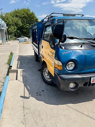 зеркало 30: Hyundai Porter: 2000 г., 2.5 л, Механика, Дизель — 2