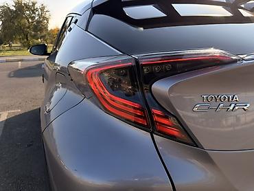 570 lexus 2008: Toyota C-HR: 2017 г., 1.2 л, Вариатор, Бензин, Кроссовер — 9