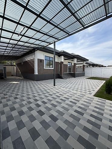 4 комнаты, 130 м², 4 соток, Новопавловка, Риэлтор at lalafo.kg 4 комнаты, 130 м², 4 соток, Новопавловка, Риэлтор