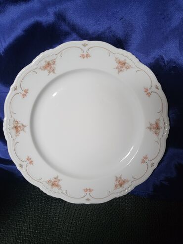 Ostali antikviteti: Servis za 6 osoba 1968g.Bavaria Koniglich Tettau. Servis za na lalafo.rs — 16 Ostali antikviteti: Servis za 6 osoba 1968g.Bavaria Koniglich Tettau. Servis za — 16