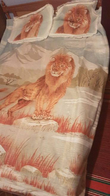 Pastel dəstləri: ● Yataq örtüyü ● 250 x 210 ölçüdə zərif zərli sapla işlənmiş — 6