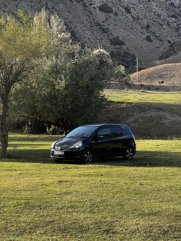 скупка авто: Honda Fit: 2004 г., 1.3 л, Вариатор, Бензин, Хэтчбэк