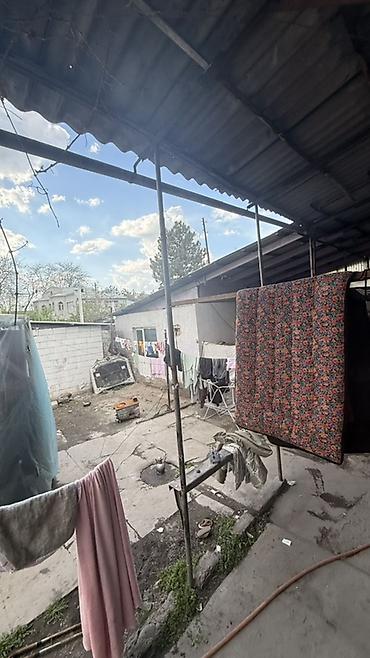 Продажа помещений свободного назначения: -Продается угловой бизнес участок 6,6 соток, с арендаторами -Район — 9