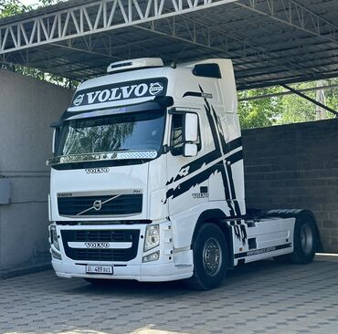 трос для машины: Тягач, Volvo, 2013 г., Без прицепа