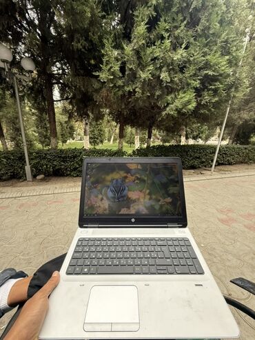 macbook 15: Ноутбук, HP, 8 ГБ ОЗУ, 17.3 ", Б/у, Для несложных задач, память SSD