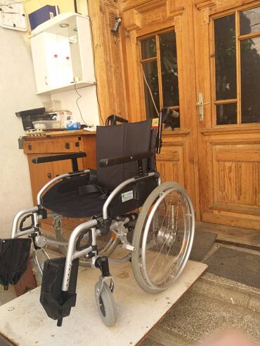 sat za merenje pritiska cena: Nemacka aluminijumska invalidska kolica marke BB, novi model sa full