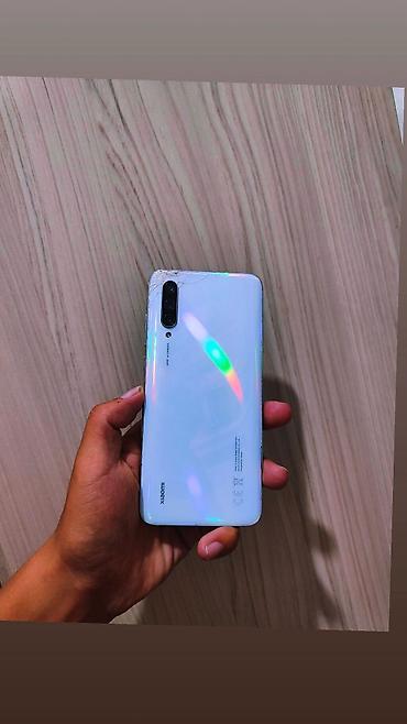 кулер цена: Xiaomi, Mi 9 Lite, Б/у, 64 ГБ, цвет - Белый, 1 SIM, 2 SIM — 1