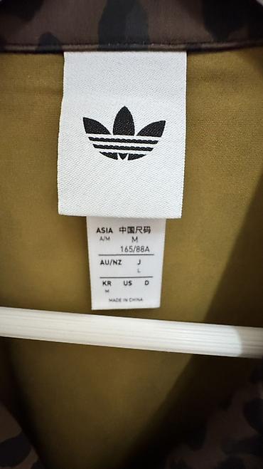 Брючные костюмы: Adidas оригинал 💯 %👌Костюм в леопардовом принте (рубашка + широкие — 10