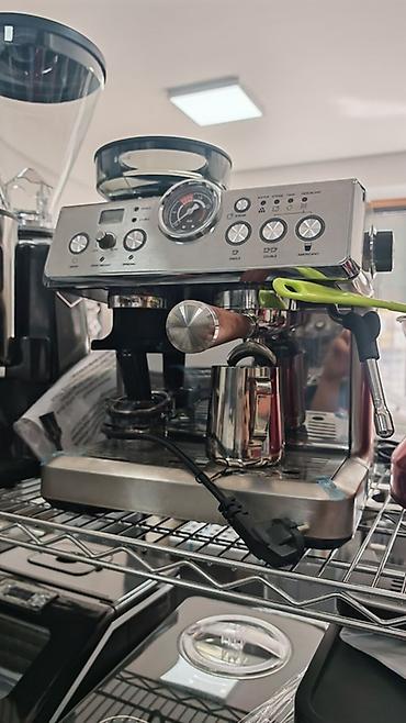Espresso/Kafe aparat Səhərləriniz Artıq Daha Dadlı Olacaq! ☕✨ lalafo.az -da Espresso/Kafe aparat Səhərləriniz Artıq Daha Dadlı Olacaq! ☕✨