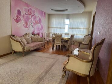 Günlük kirayə evlər: 180 kv. m, 3 otaqlı, Kombi, Qaz, İşıq — 12