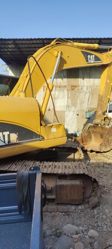 срочно продаю экскаватор: Экскаватор, Caterpillar, Гусеничный