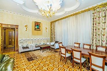 sebail: İcarəyə verilir 5 otaqlı köhnə tikili 225 m², Sahil m. 3 000 AZN/ay 5 — 4