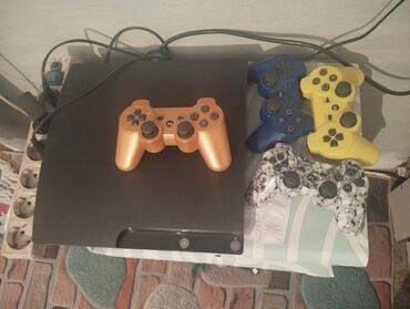 PS3 (Sony PlayStation 3): Сони плейтеш 3 Сатылат 40 игралар бар 
Сурочно Сатылат