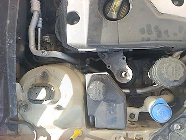 Hyundai: Hyundai Accent: 1.5 l | 2008 il Sedan — 19