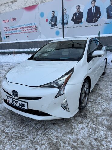 тесла автомобил: Toyota Prius: 2018 г., 1.8 л, Вариатор, Гибрид, Хэтчбэк