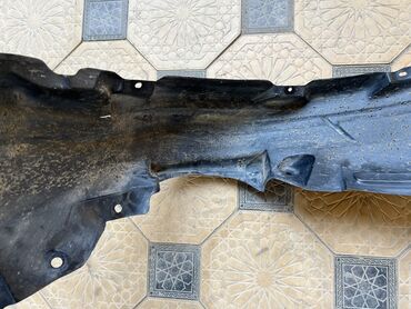 Подкрылки, брызговики, защита днища: Подкрылок Передний левый Toyota, 1999 г., Б/у, Оригинал — 11