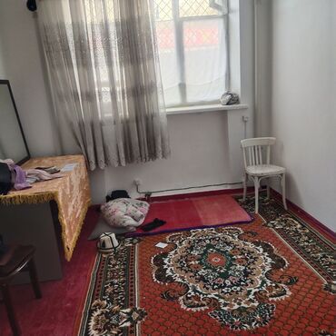 комната с подселением ошский рынок: 18 м², С мебелью