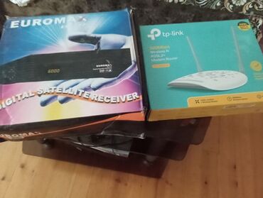 tp link modem satilir: Satılır: Euromax rəqəmsal peyk qəbuledicisi və TP-Link 300 Mbps
