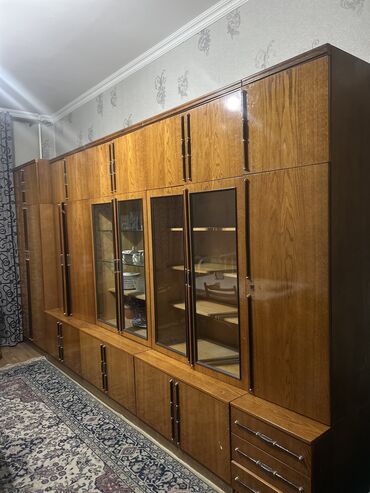 настенные полки: Гарнитур для зала, Б/у, Дерево, Самовывоз