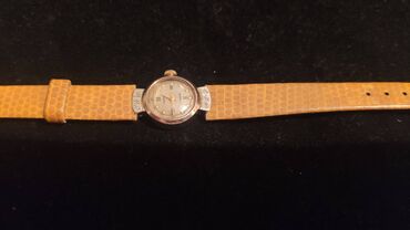 Наручные часы: Золотые часы "Чайка" с бриллиантами, СССР, 583 пробы, механические, на